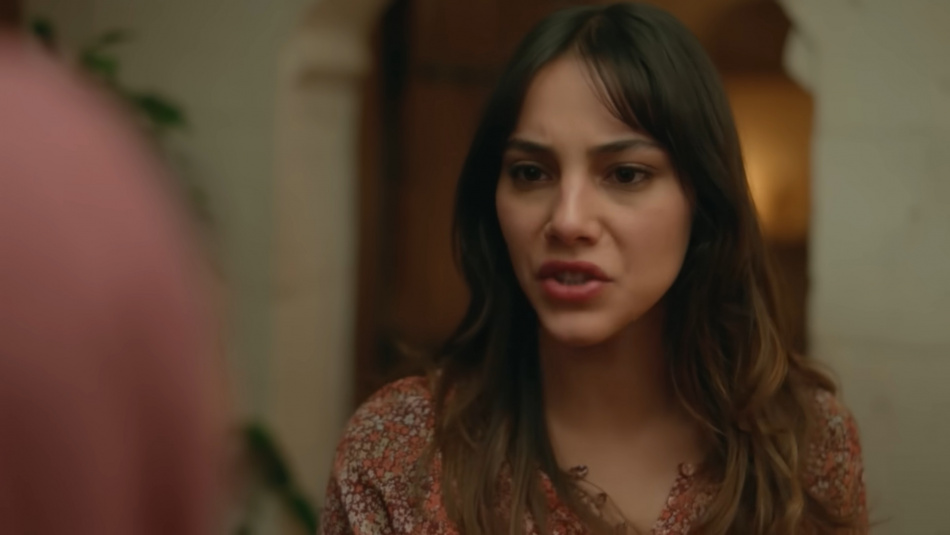 Почему турецкий сериал «Далекий город» вызвал волну негодования у зрителей